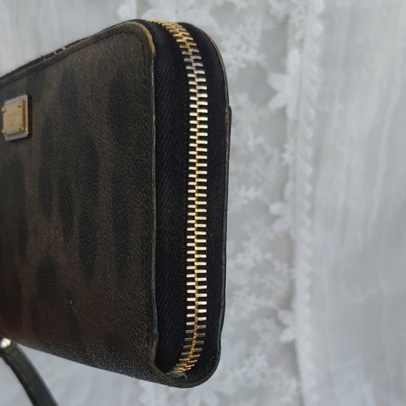 Dolce & Gabbana Leopard Animal Print Continental Zip Wallet - Picture 9 of 17
